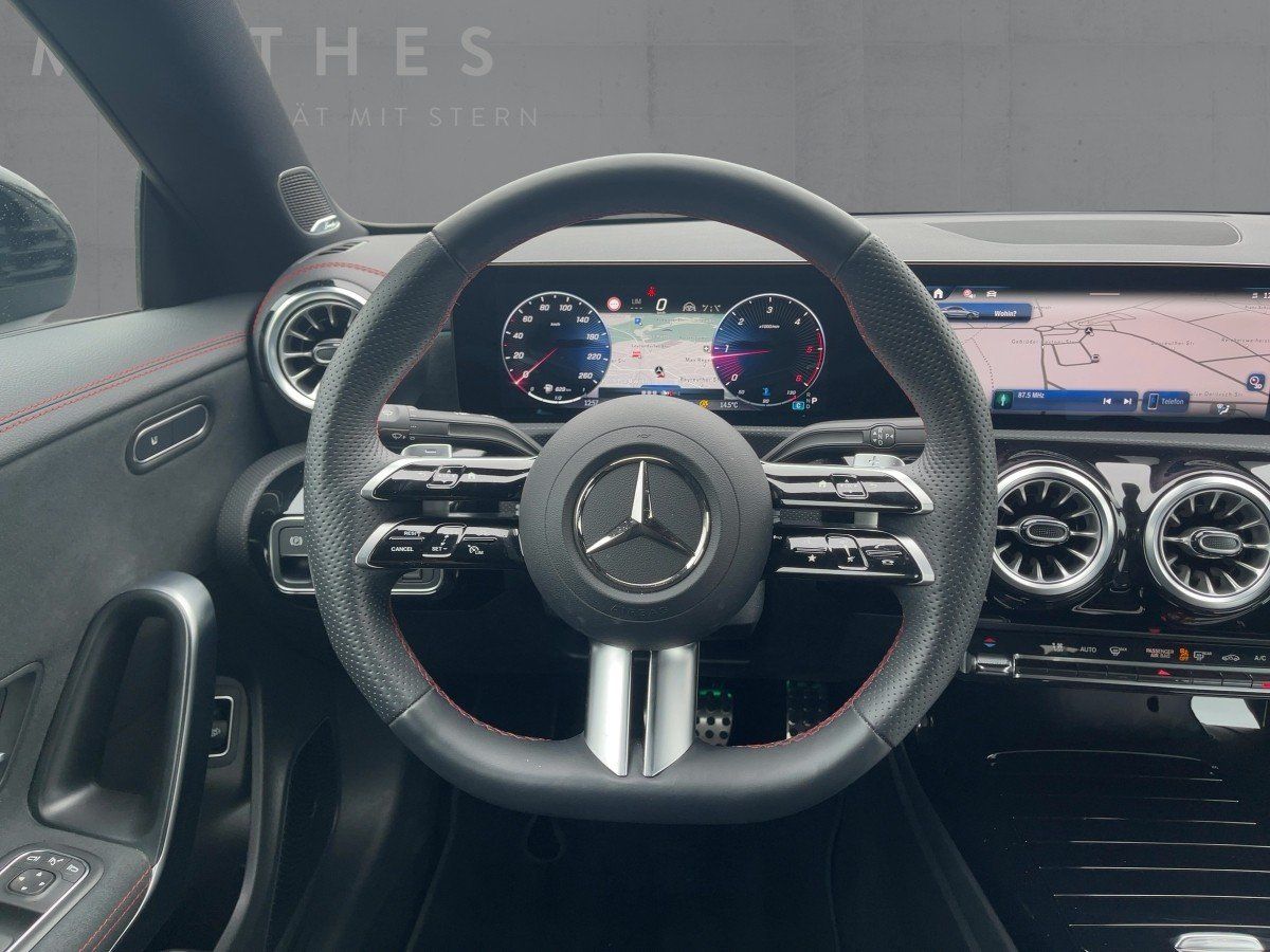 Fahrzeugabbildung Mercedes-Benz CLA 220 d AMG/Night/360°/AHK/19''