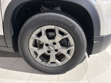 Fotografie des Jeep Avenger 1.2 GSE T3 GDI Longitude