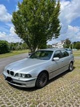 BMW 528i E39 in Silber Automatik - BMW 528 in Wuppertal