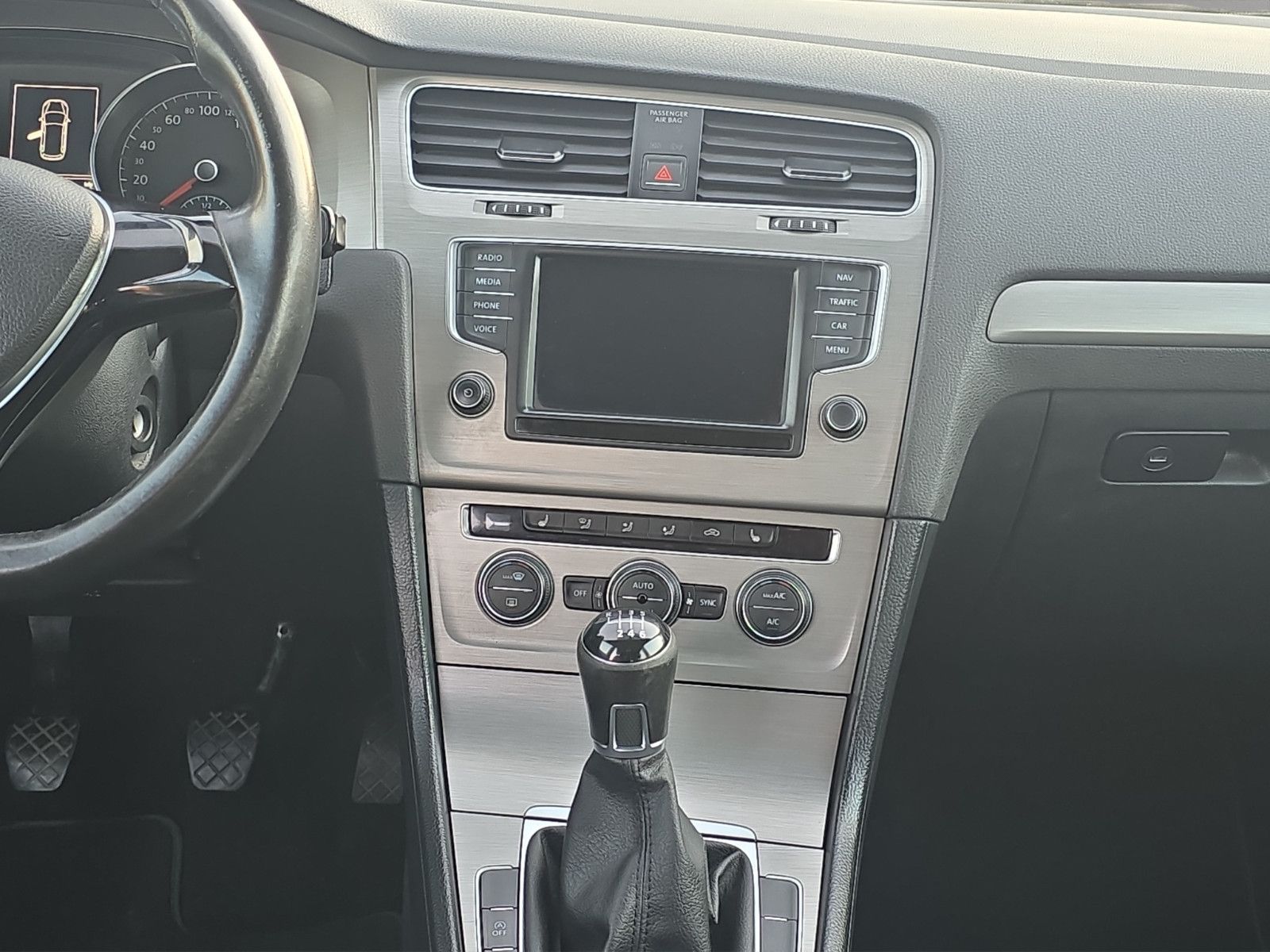 Fahrzeugabbildung Volkswagen Golf VII Variant 2.0 TDI Comfortline