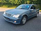 Mercedes-Benz Mercedes C220 CDI TÜV INSP NEU - gebrauchte Mercedes-Benz C 220 aus dem Jahr 2005