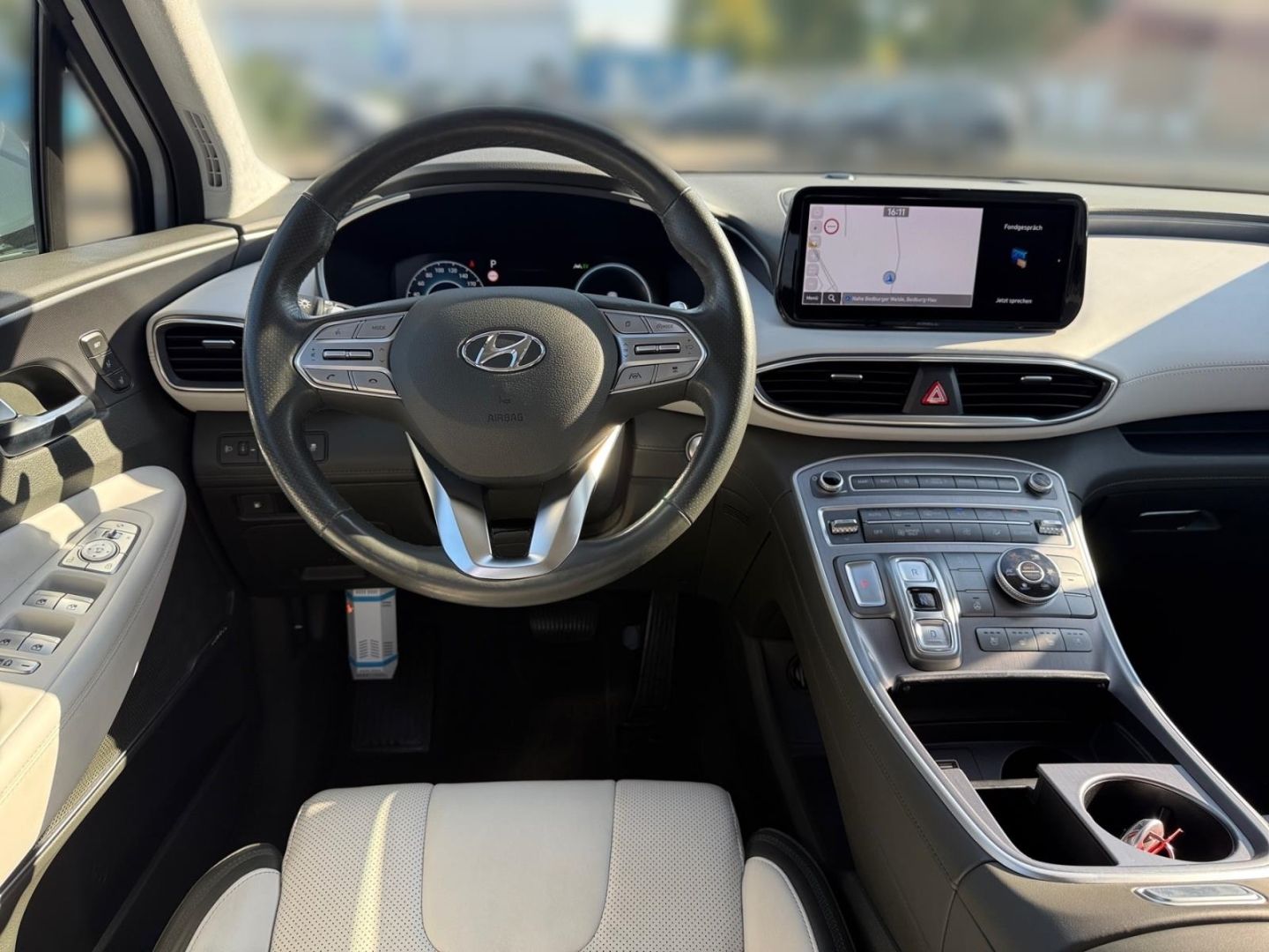 Fahrzeugabbildung Hyundai SANTA FE Signature Plug-In Hybrid Plug-in-Hybrid