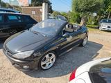 Peugeot 206 1.6 16V CC - Peugeot 206 mit Benzin-Antrieb: Cabrio, 1.6