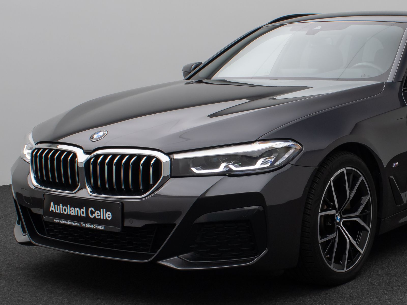 Fahrzeugabbildung BMW 520i M Sport Kamera DAB AHK Alarm Komfort 19Zoll