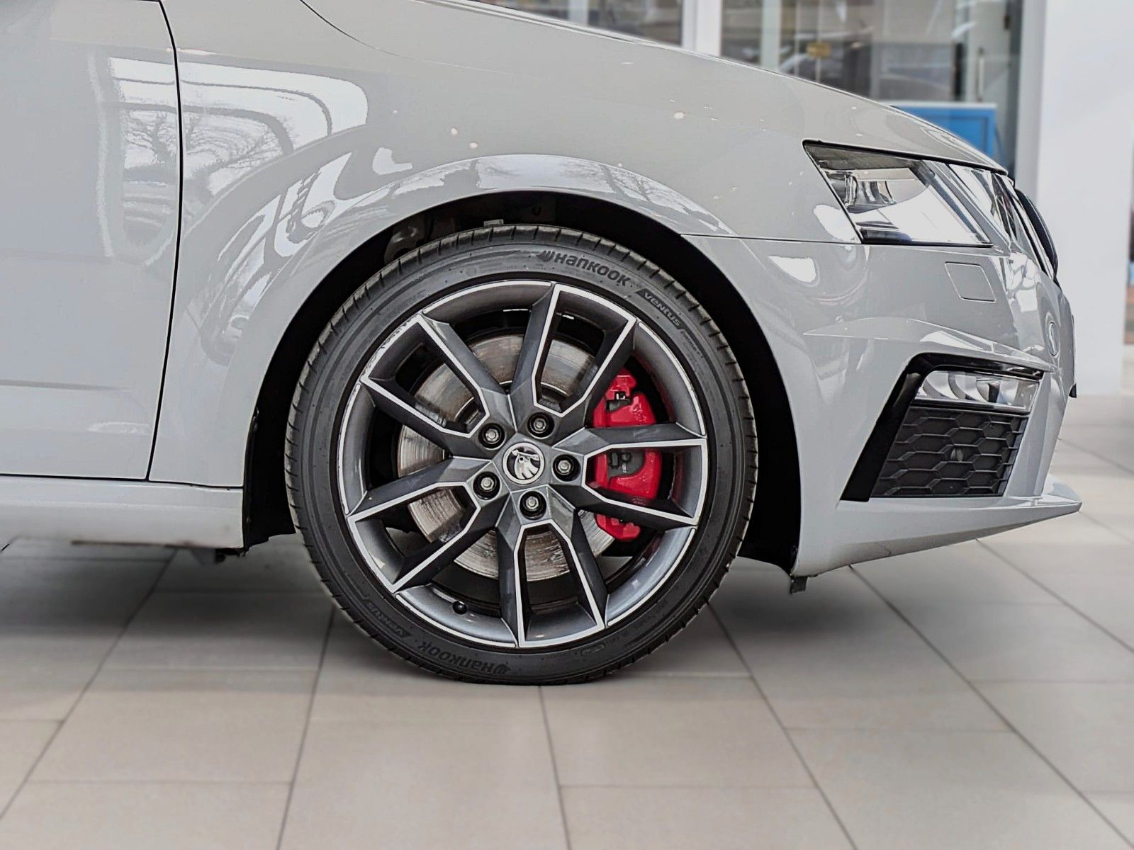 Fahrzeugabbildung SKODA Octavia RS DSG PANO ACC LED VIRTUAL CAM CARPLAY