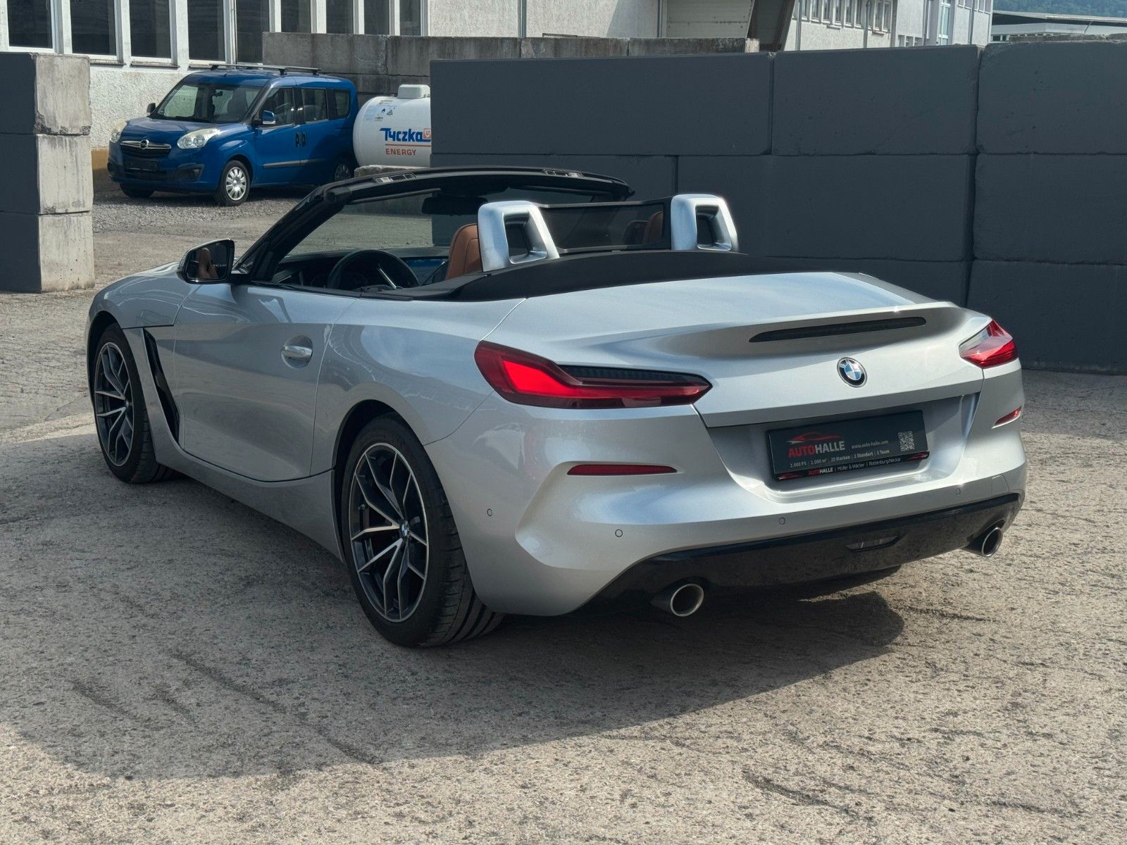 Fahrzeugabbildung BMW Z4 sDrive 20i Sport Line Tempo HiFi LCP LHZ SHZ