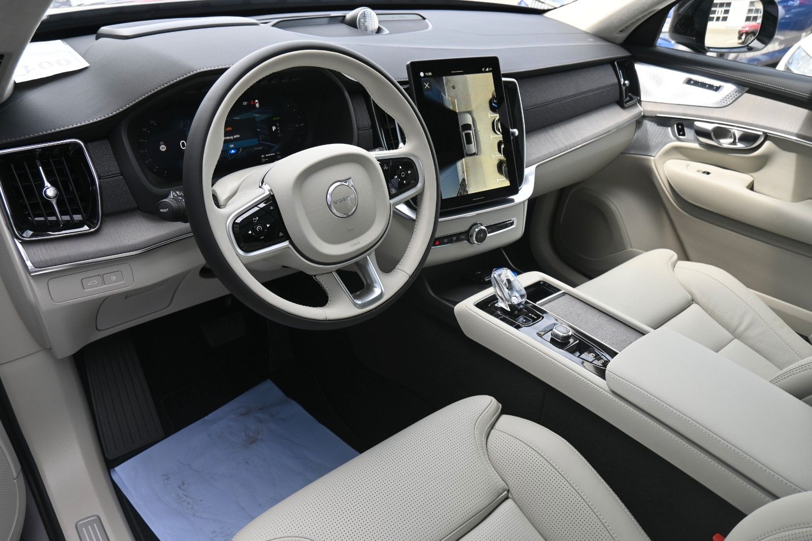 Fahrzeugabbildung Volvo XC90 T8 Ultra Dark *B&W*MASSAGE*LUFT*PANO*360°