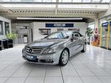 Mercedes-Benz E 200 CGI BlueEfficiency Teilleder PDC 96Tkm - Mercedes-Benz E-Klasse aus 2011: Coupe