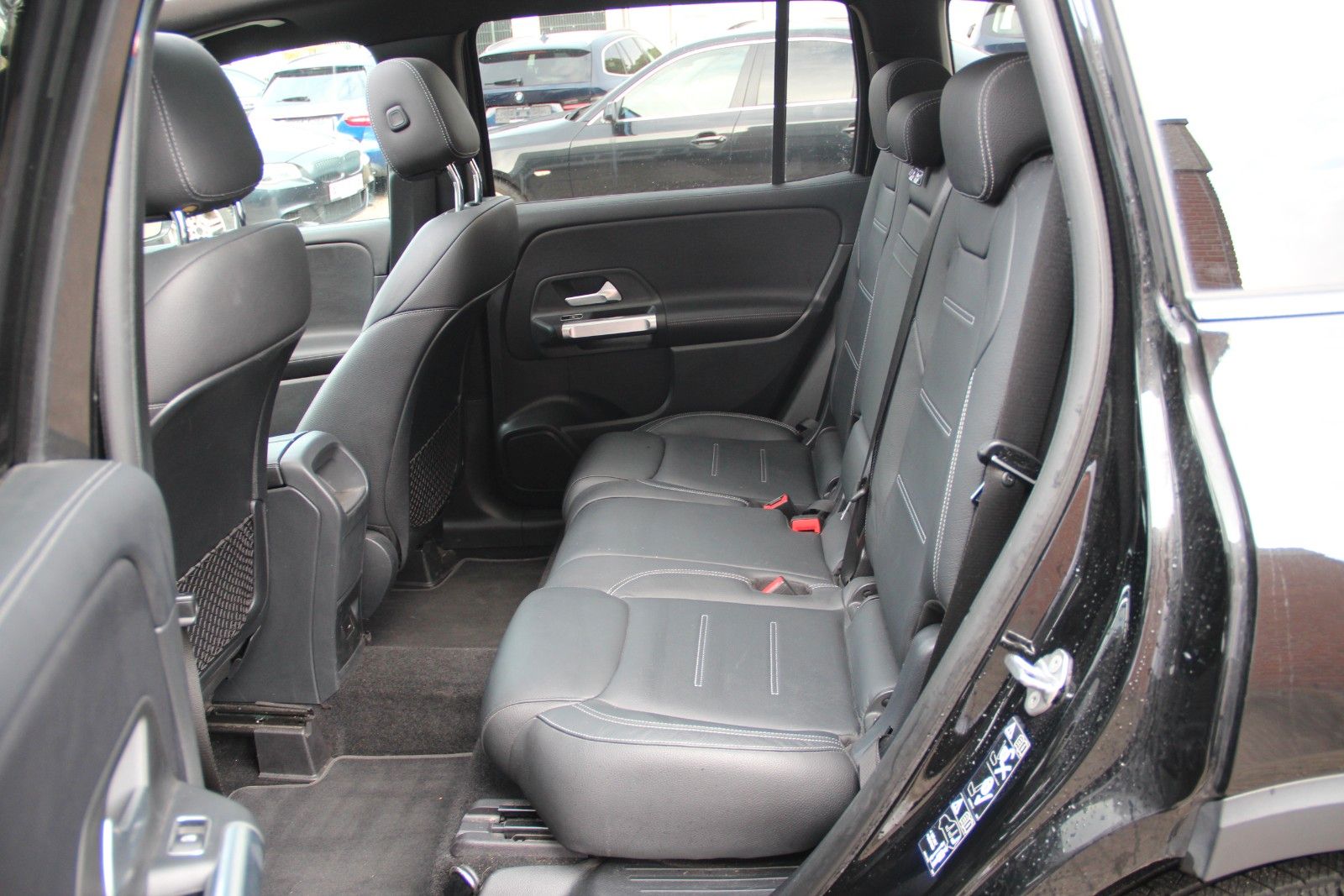 Mercedes-Benz GLB 200 AMG Line Night Wide Pano RFK 7 Sitzer foto 10