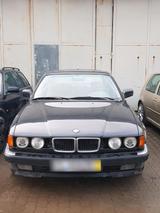 BMW Bmw E32 730i V8 Schalter Checkheftgepflegt - BMW 730 in Kassel