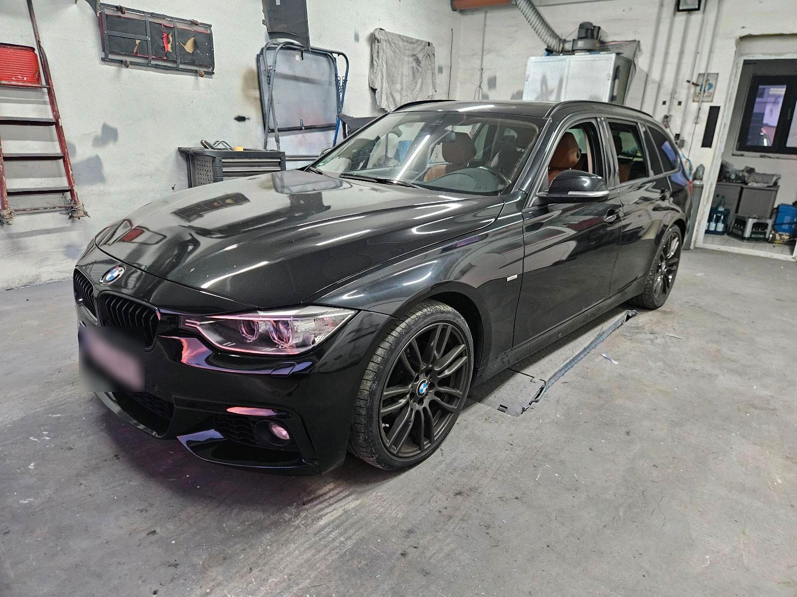 BMW 320