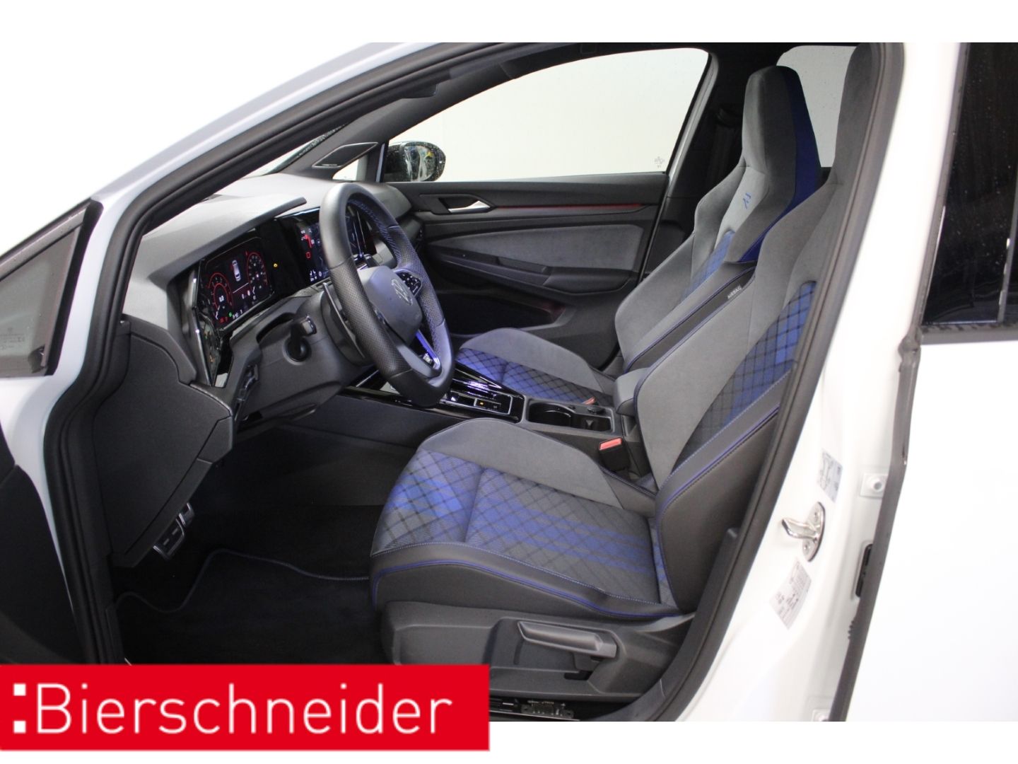 Volkswagen Golf R 8 2.0 TSI DSG 4Mo. Performance 19 AKRA H foto 4