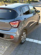 Hyundai i10 1.2 YES! Plus mit 87 PS - 1. Hand Scheckheft - Hyundai i10 von privat