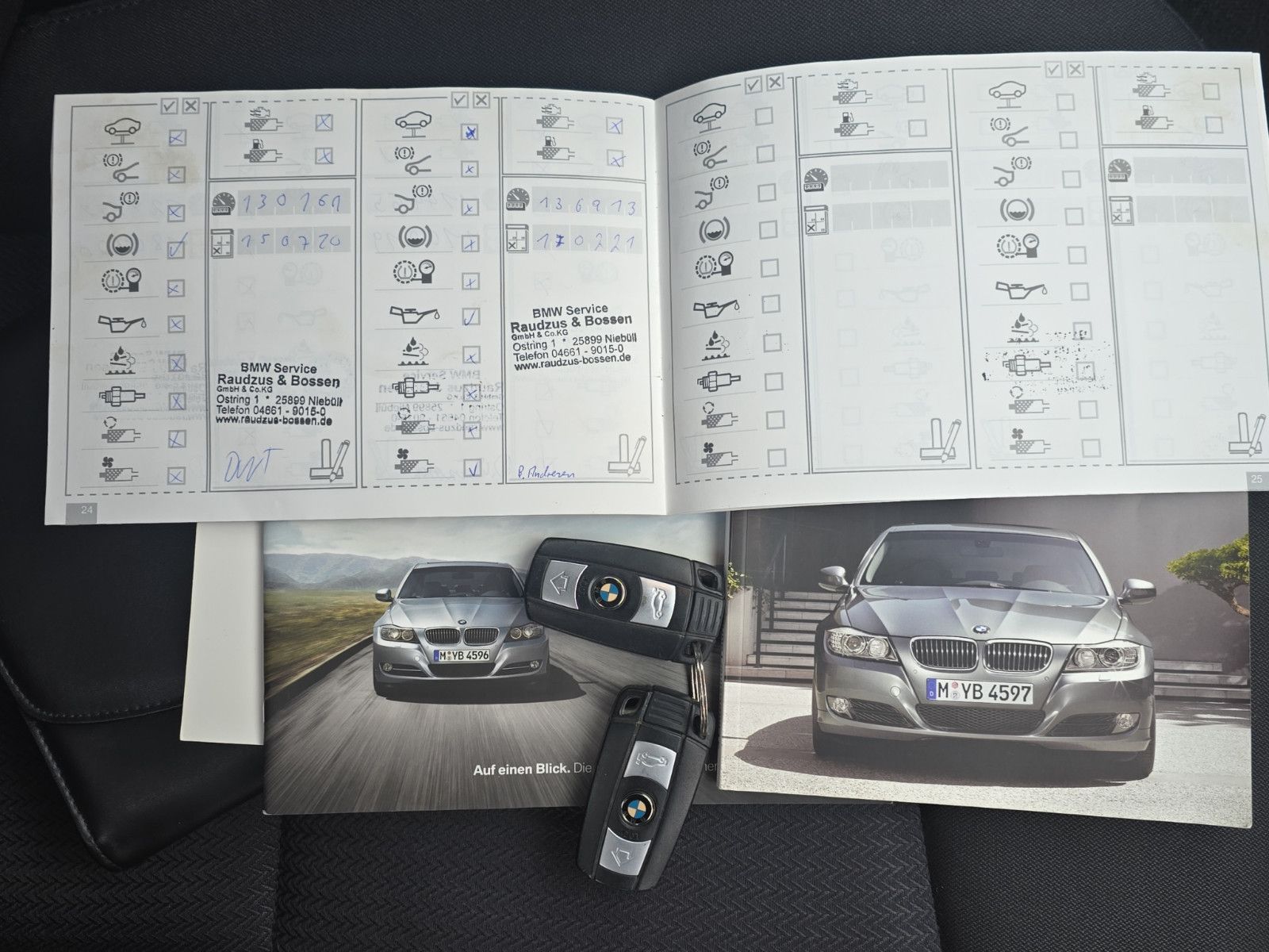 Fahrzeugabbildung BMW 325 DIESEL + NAVIGATION + TEMPOMAT + SITZHEIZUNG