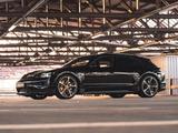 Porsche Taycan Turbo S Cross Turismo *Offroad-Design P.* - Porsche Taycan: Turbo S
