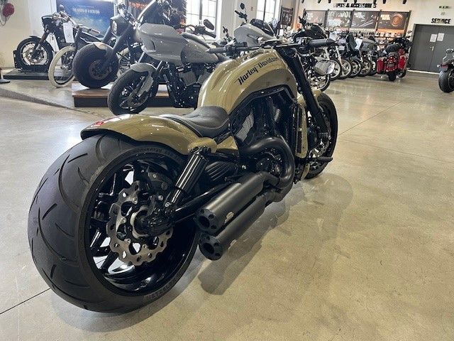 Fahrzeugabbildung Harley-Davidson VRSCDX Night Rod Bad Boy Custom 280er Umbau