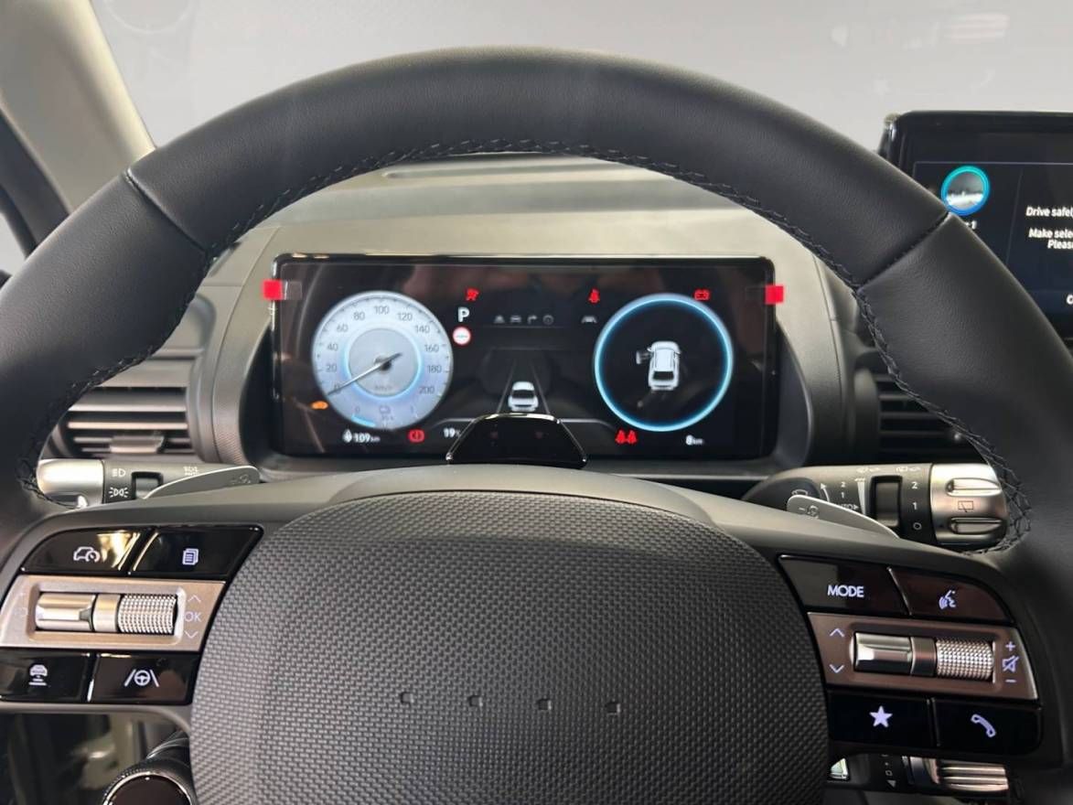 Fahrzeugabbildung Hyundai INSTER (MY27) 49 kWh (115 PS) Trend, Elektro Kom