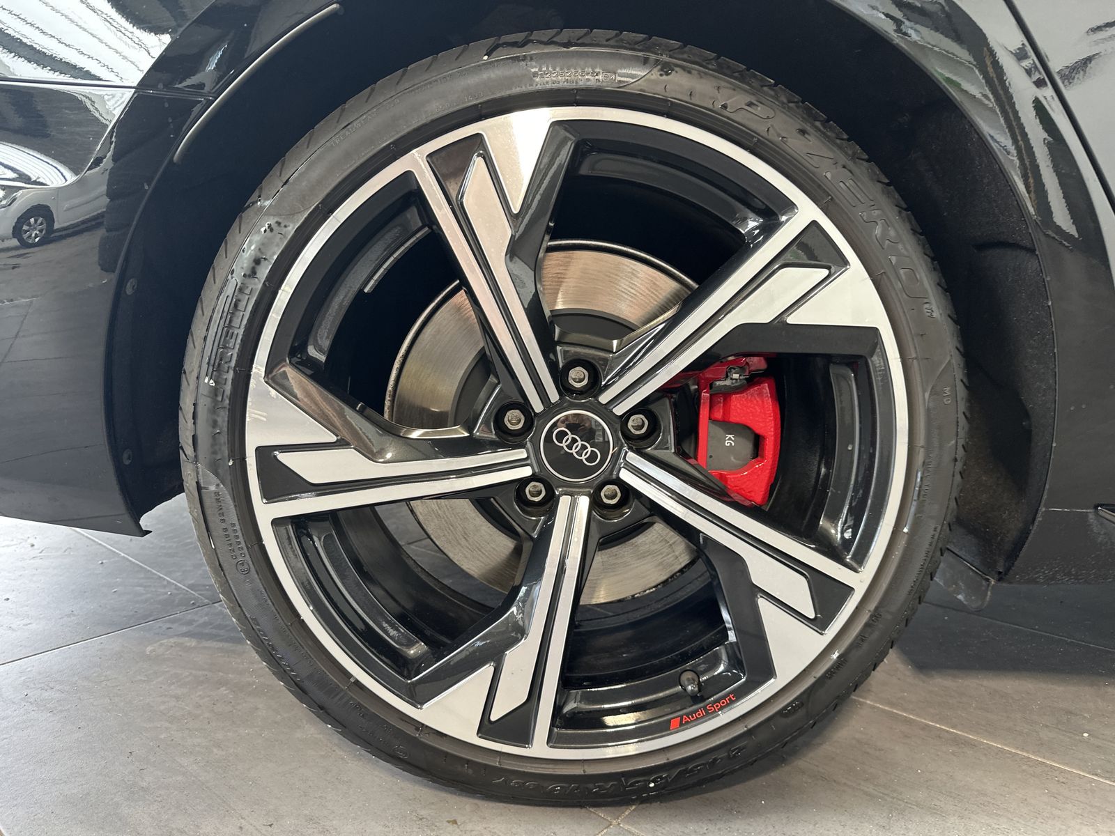 Fahrzeugabbildung Audi A4 Avant 45 TFSI Qu S-Line Black NAV+MATRIX+ACC