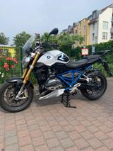 BMW R1200R LC - Motorräder in Berlin