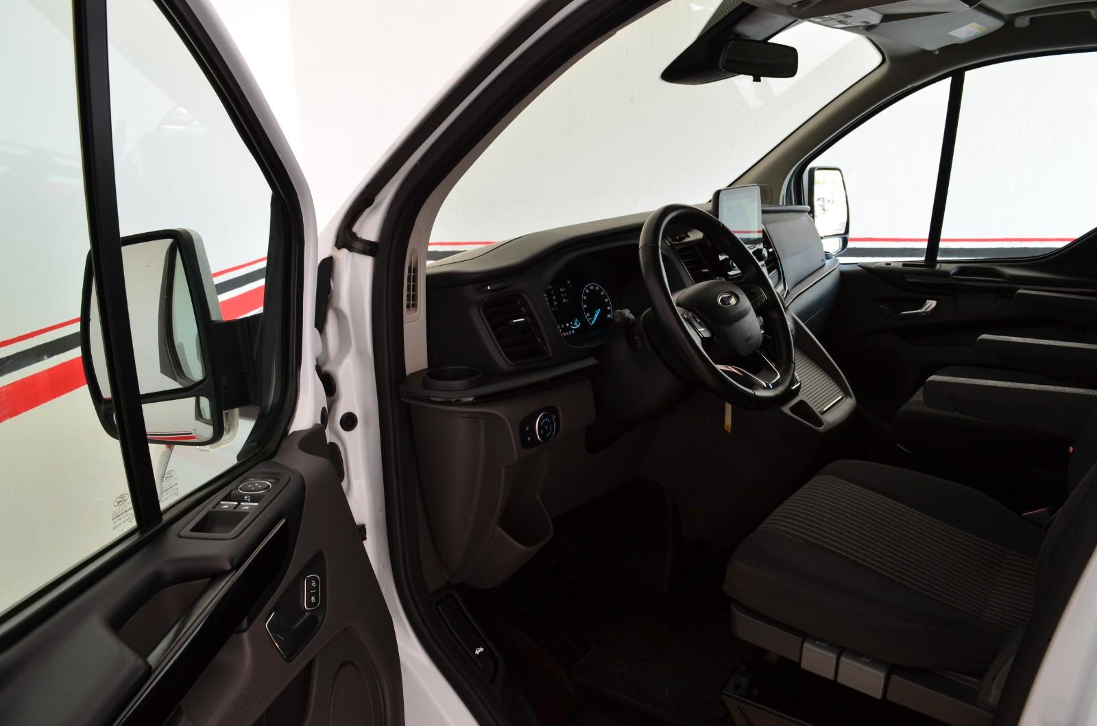 Ford Tourneo Custom EUROLINE | Bett | Automatik |Navi