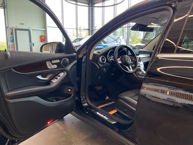 MYAUTOCENTER – Gebraucht- und Jahreswagen mit Werkstattservice in Pfaffenhofen Mercedes-Benz GLC 300 d 4Matic Aut.*NAVI*LED*1.HAND*19%*KAMERA