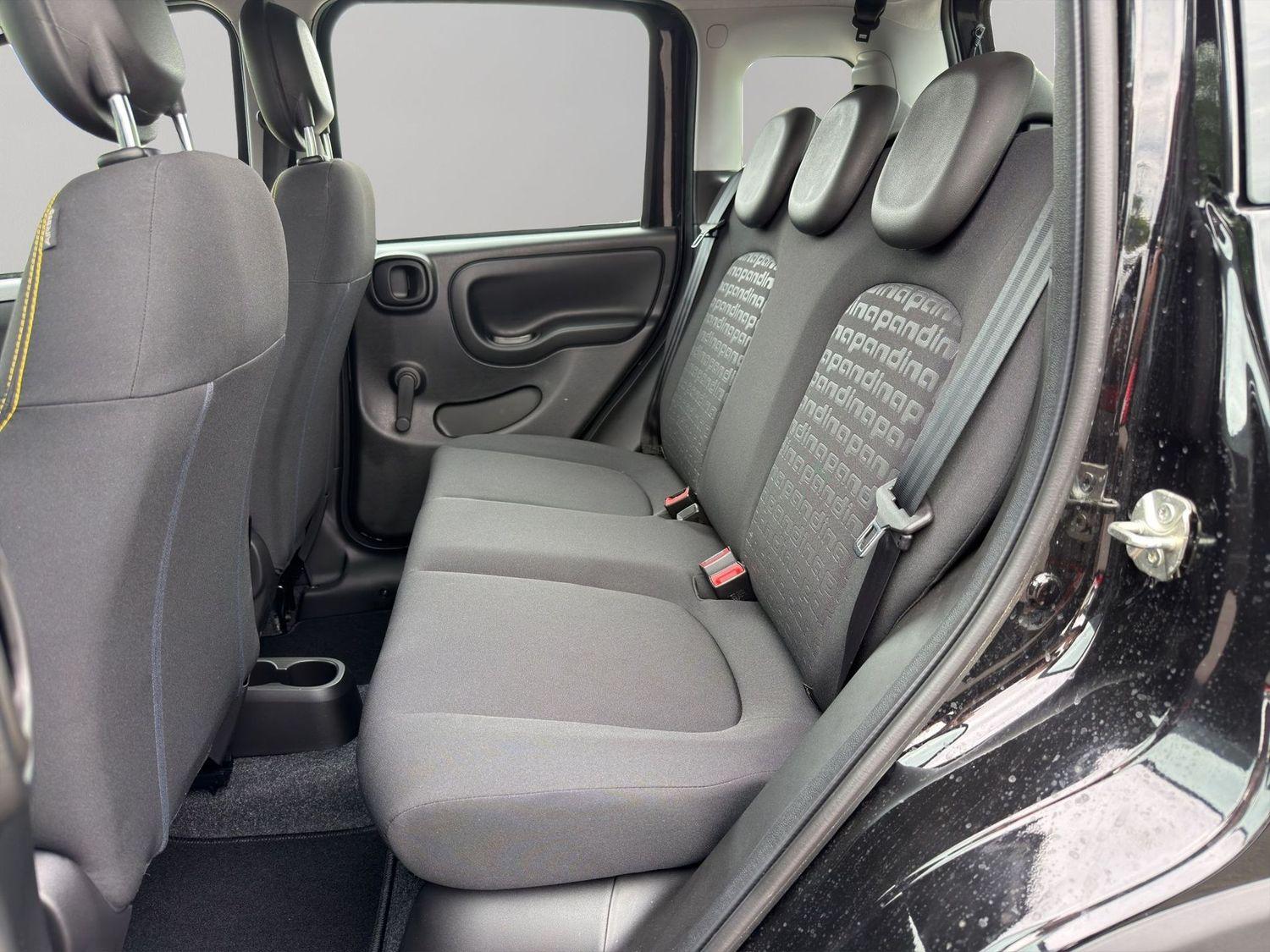 Fiat 99€ LEAS Panda PANDINA CROSS DAB SPURHALTE CITY