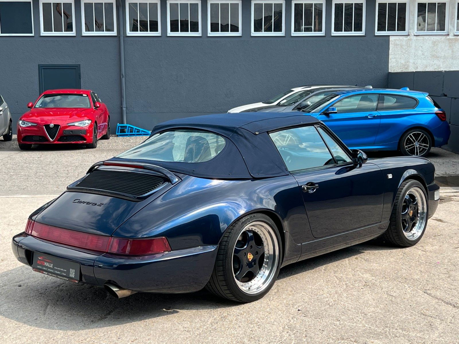 Fahrzeugabbildung Porsche 911 Carrera 2 Cabrio 3.6l Tiptr. (964) deutsch