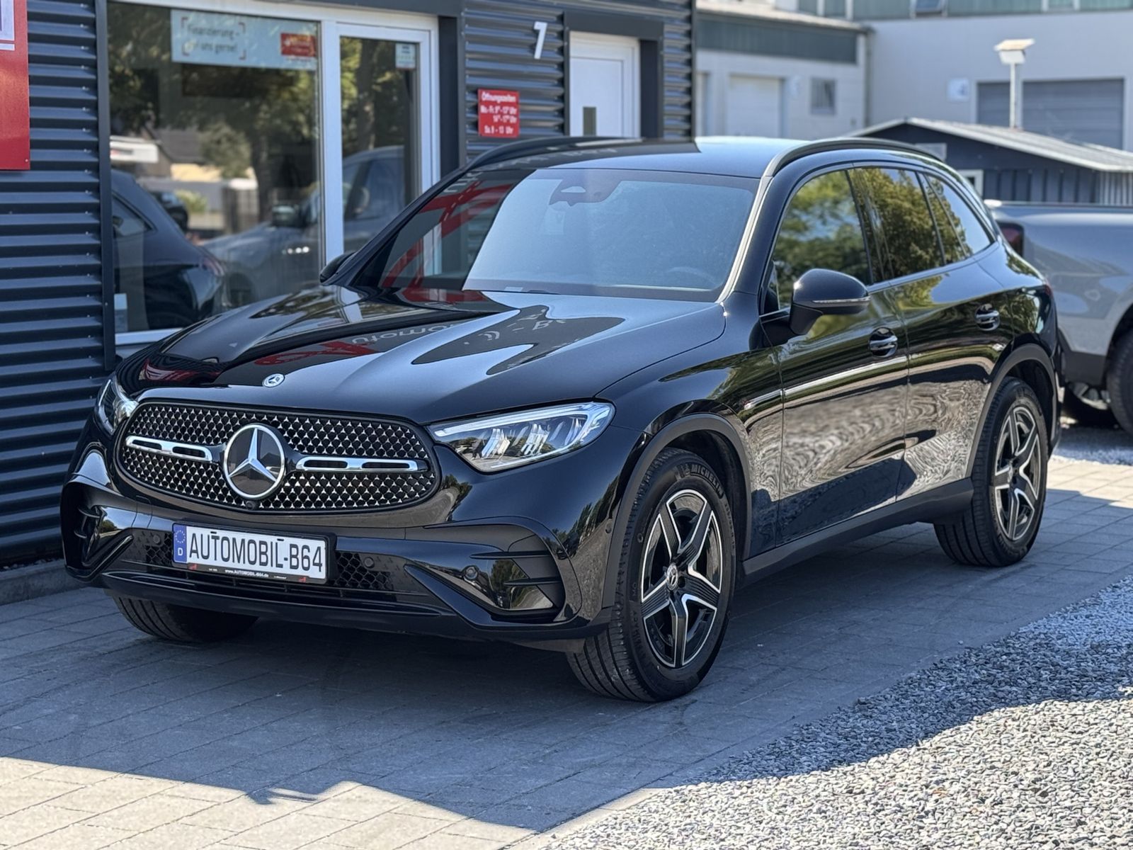 Mercedes-Benz GLC 200 4Matic *AMG|LED|AHK|NIGHT|8-FACH|MBUX* foto 2