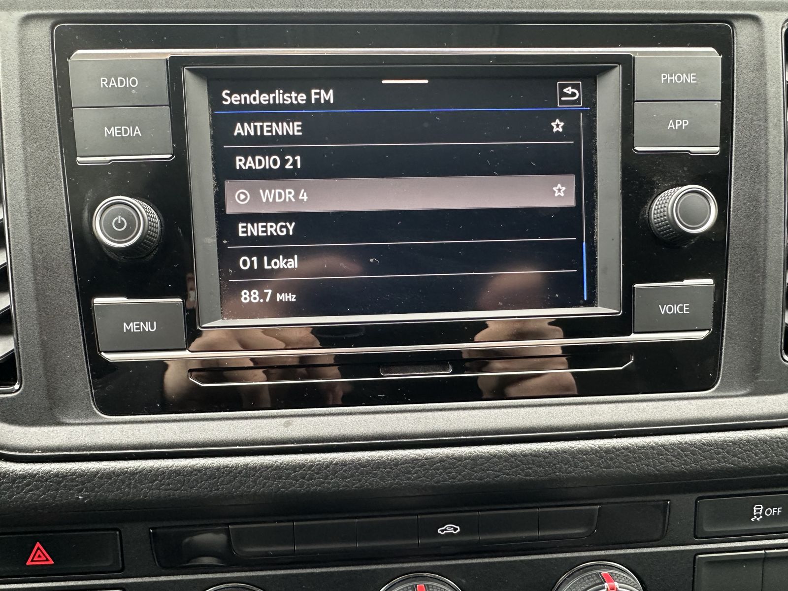 Fahrzeugabbildung MAN TGE 3.140 4X2F Kasten KAMERA+DAB+CARPLAY+1HD+GJR