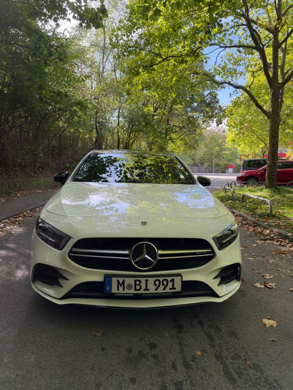 Image of Mercedes-Benz A 35 AMG