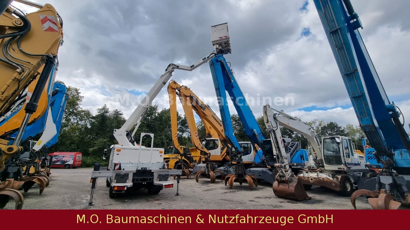 Fahrzeugabbildung Mercedes-Benz Atego 818 / Ruthmann T220 / Arbeitsbühne 22 m