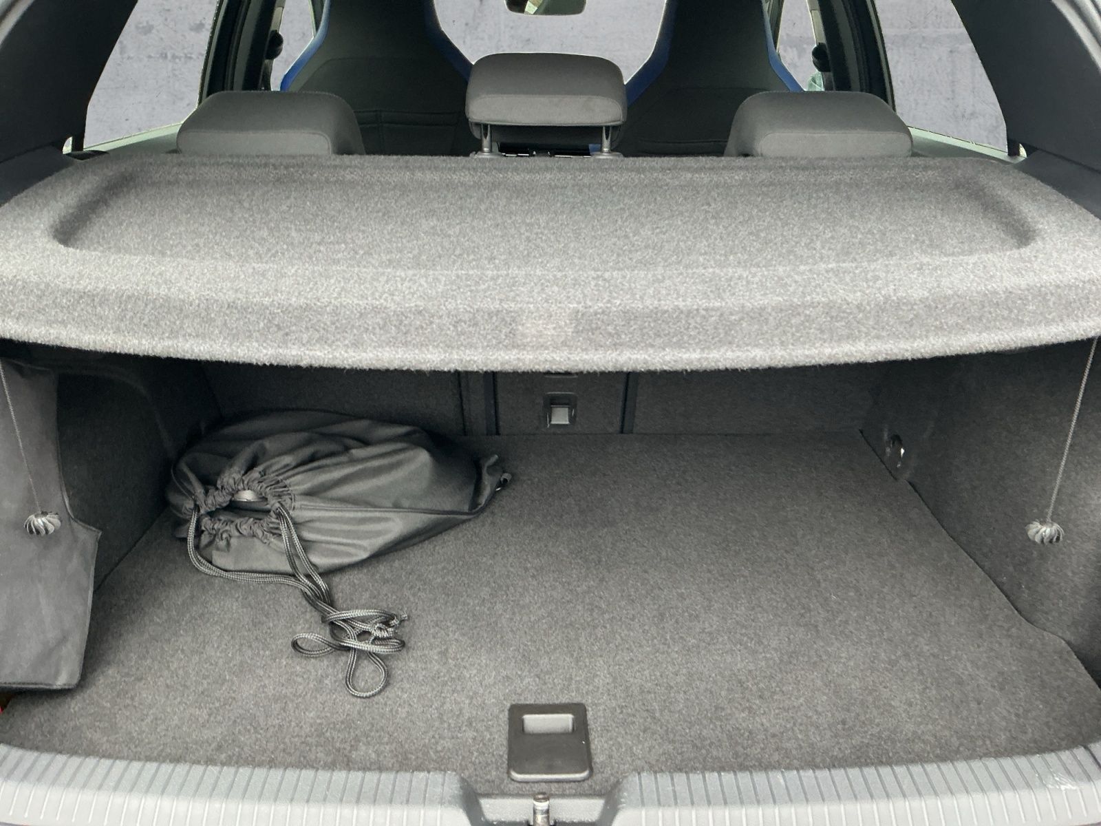 Volkswagen Golf - Bild 14