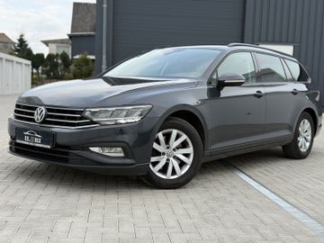 Volkswagen Passat Variant - 1