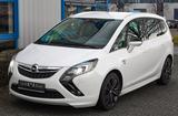Opel Zafira OPC*LEDER*XENON*NAVI*KAMERA*AHK*TOTWINKEL - Opel Zafira: A Opc