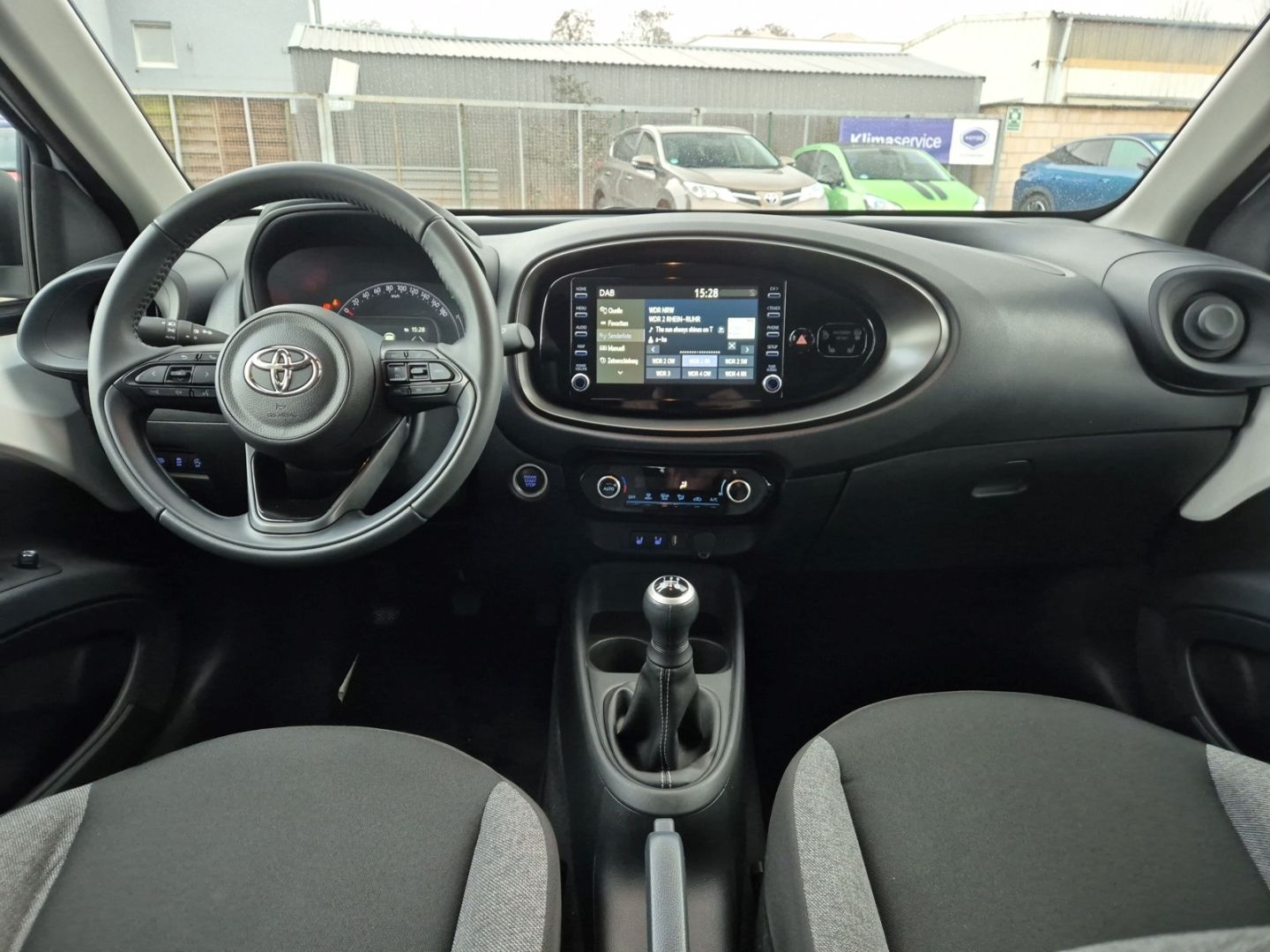 Fahrzeugabbildung Toyota Aygo X AYGO 1,0 Play Apple CarPlay Android Auto