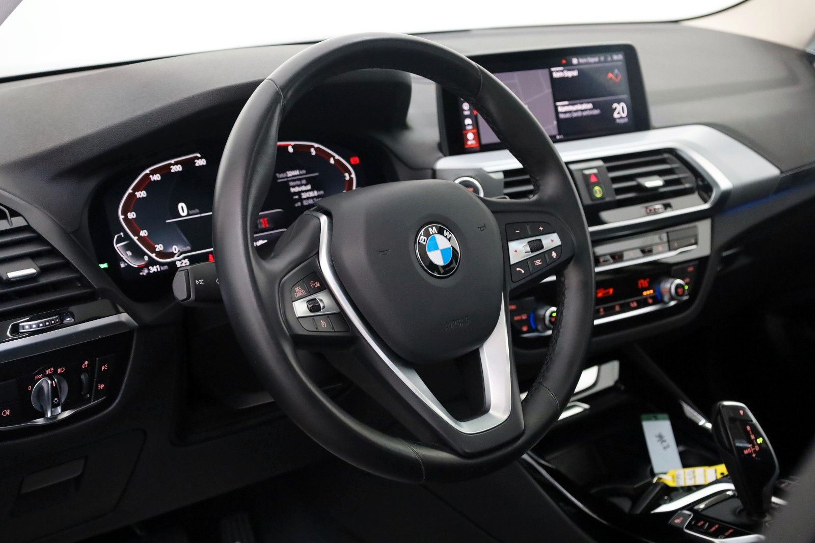Fahrzeugabbildung BMW X3 xDrive 30e Advantage,Leder,Navi,Kamera,PanoD.