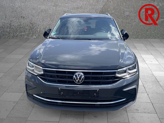 Tiguan Move AHK-klappbar Navi Soundsystem LED Bl