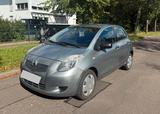 Toyota Yaris  TÜV 06/2026  Klima sehr ge... - Toyota Yaris in Halle
