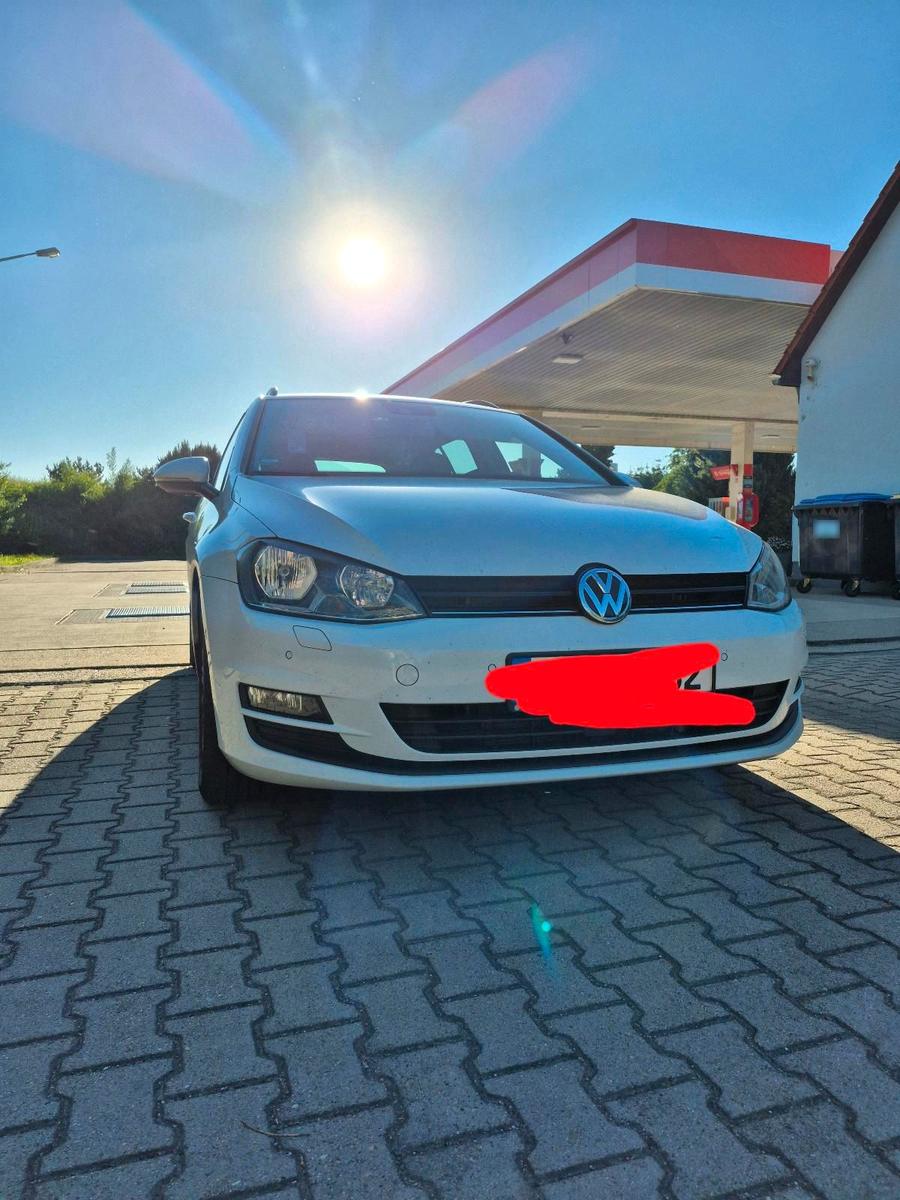 Volkswagen Golf 2015 — engine 110 HP (81kW)