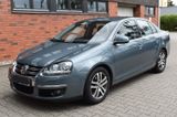 Volkswagen Jetta 2.0 FSI Sportline Sportline - Volkswagen Jetta: Sport