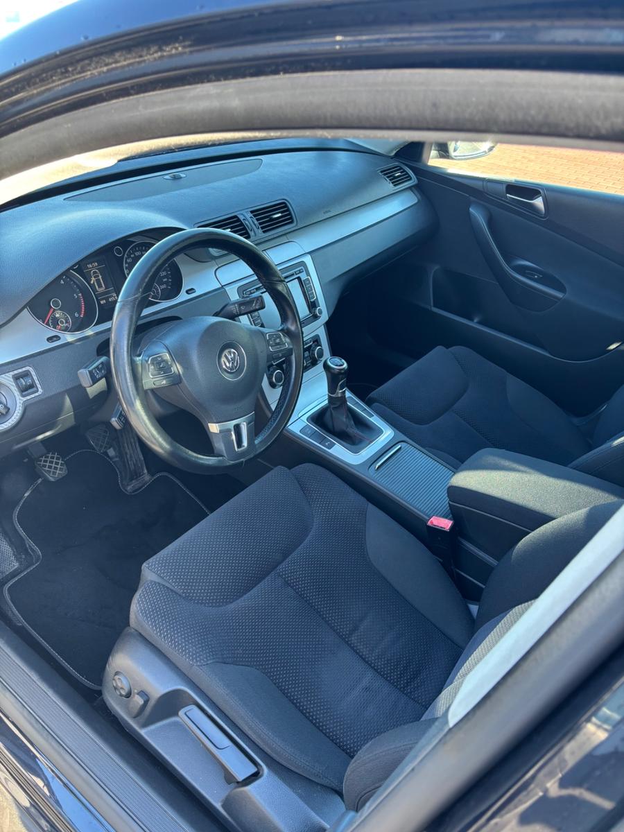 Volkswagen Passat 2010 — photo 6