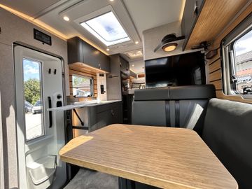 HYMER  ERIBA  HYMERCAR ML-T 580 4x4 Autarkie XL-Bett Leder 5G Premium