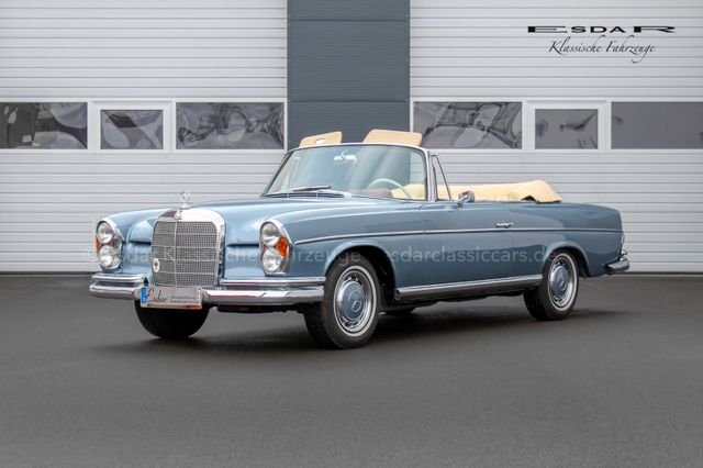 Mercedes-Benz 220 SE b