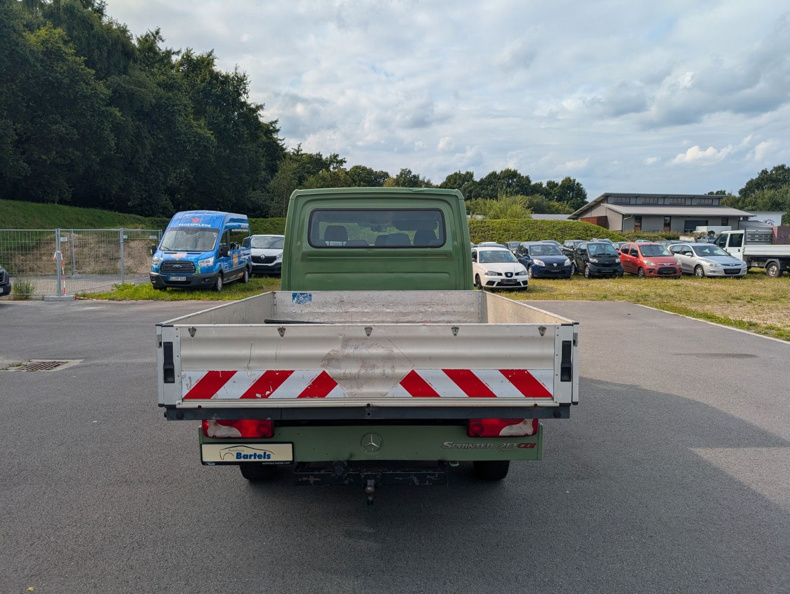 Fahrzeugabbildung Mercedes-Benz Sprinter Pritsche DoKa AHK