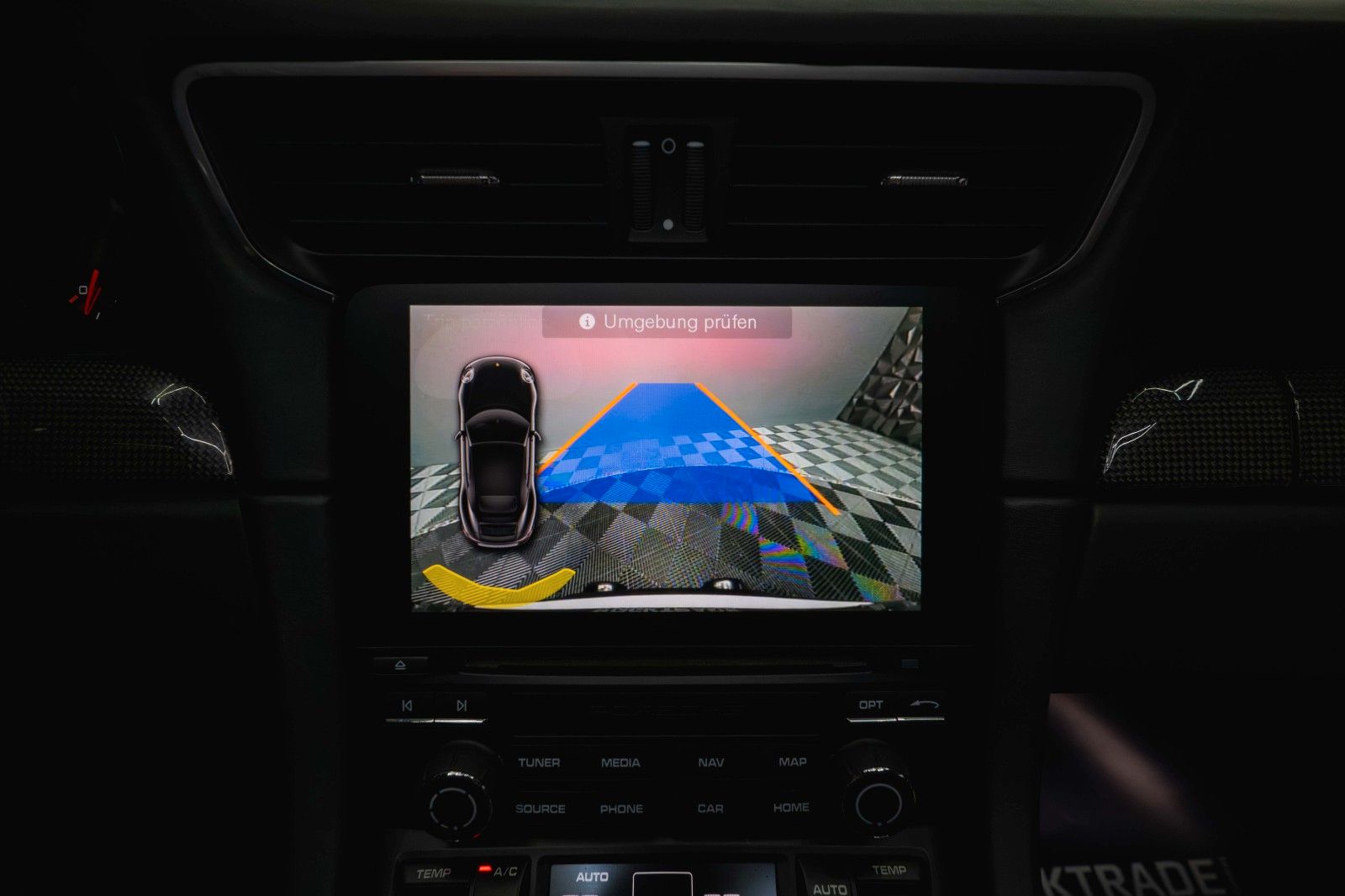 Fahrzeugabbildung Porsche 911 991.2 Carrera 4 GTS Cabrio *ACC*LED*111Check