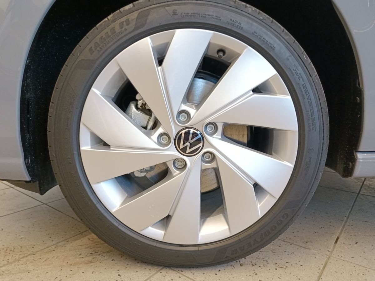 Volkswagen Golf - Bild 7