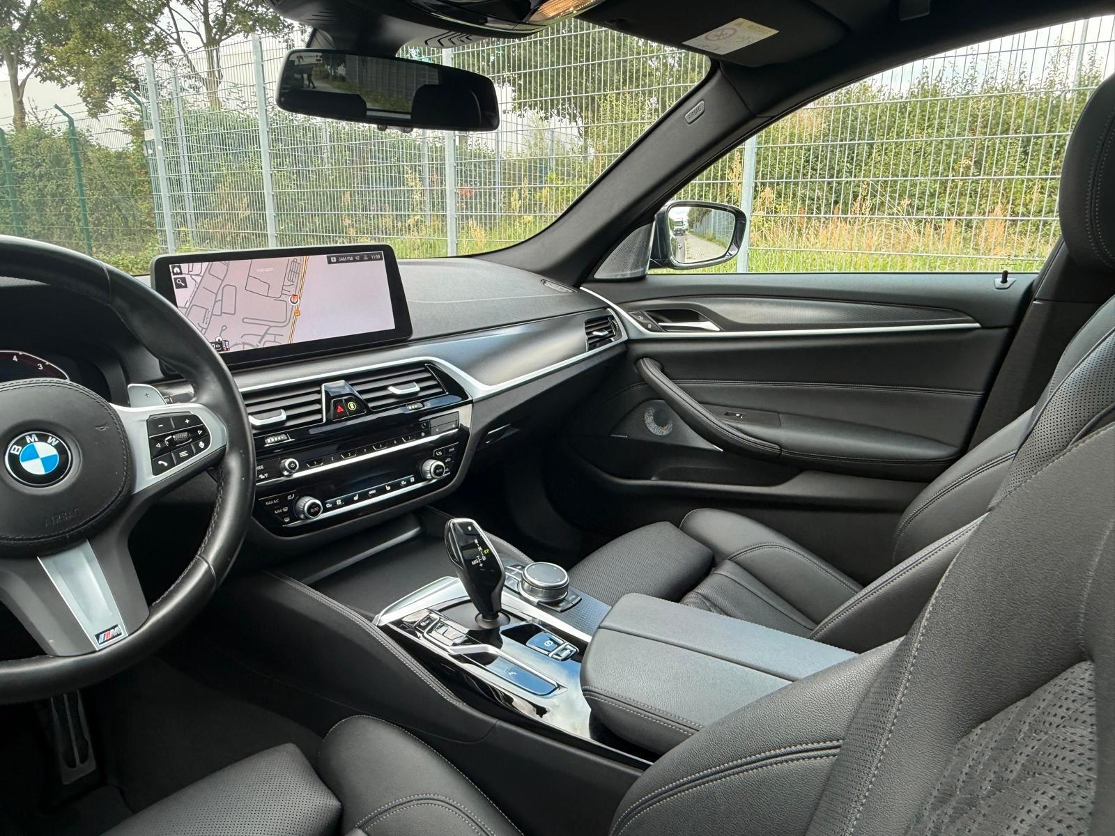 BMW 530d xDrive M-SPORTPAKET*ACC*PANO*B&W*SHADOW