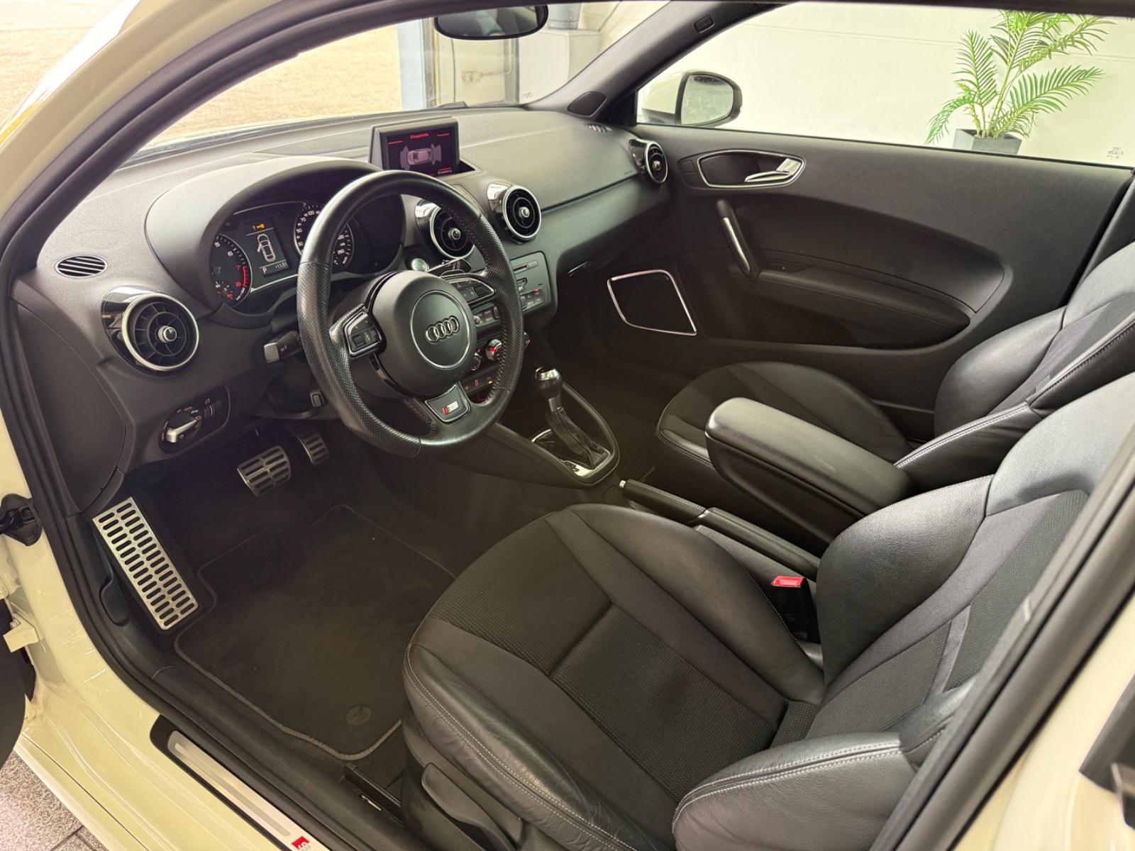 Audi A1 1.4 TFSI*S lINE*AUTO*PANO*NAVI*BOSE*BI-XN*SHZ