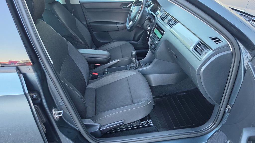 Spaceback 1.2 TSI AHK SHZ PDC Tempomat