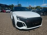 Audi RS3 RS 3 Sportback 2.5 TFSI quattro - Audi RS3 mit Benzin-Antrieb: Sportwagen
